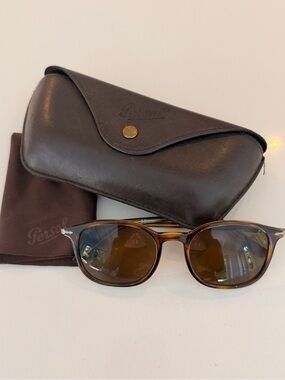 Persol Brown Tortoiseshell Sunglasses with Dark Brown Leather Case